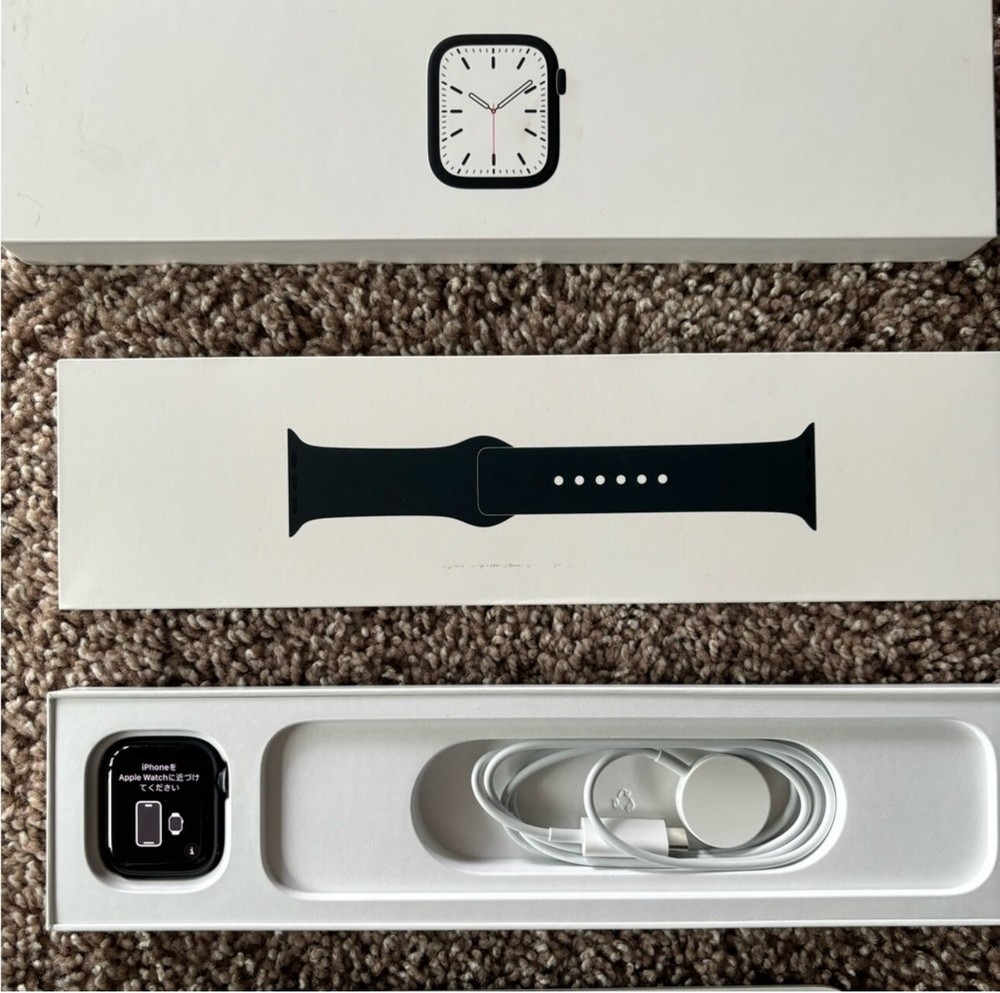 Apple Watch Series 7 - 41mm Midnight Aluminum - Excellent Condition