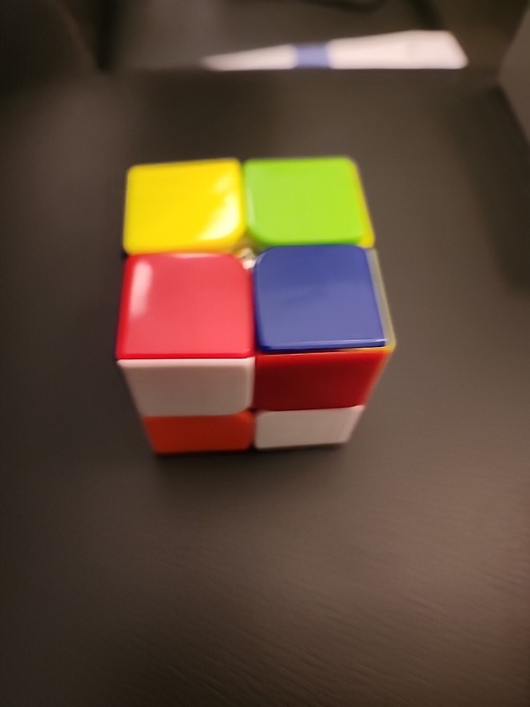 2x2 Speed Cube Puzzle, Great Condition With Storage Box