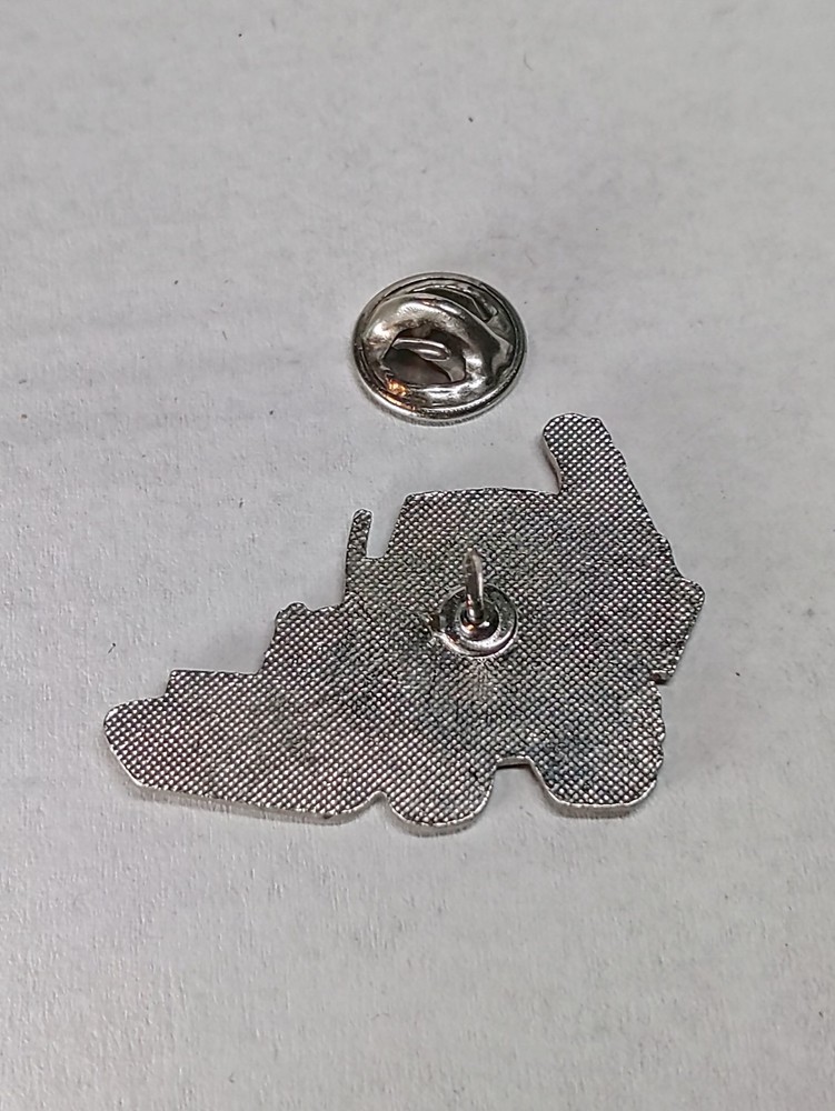Vtg Front Loader Tractor Bucket Lapel Pin. Very Good Condition. #64