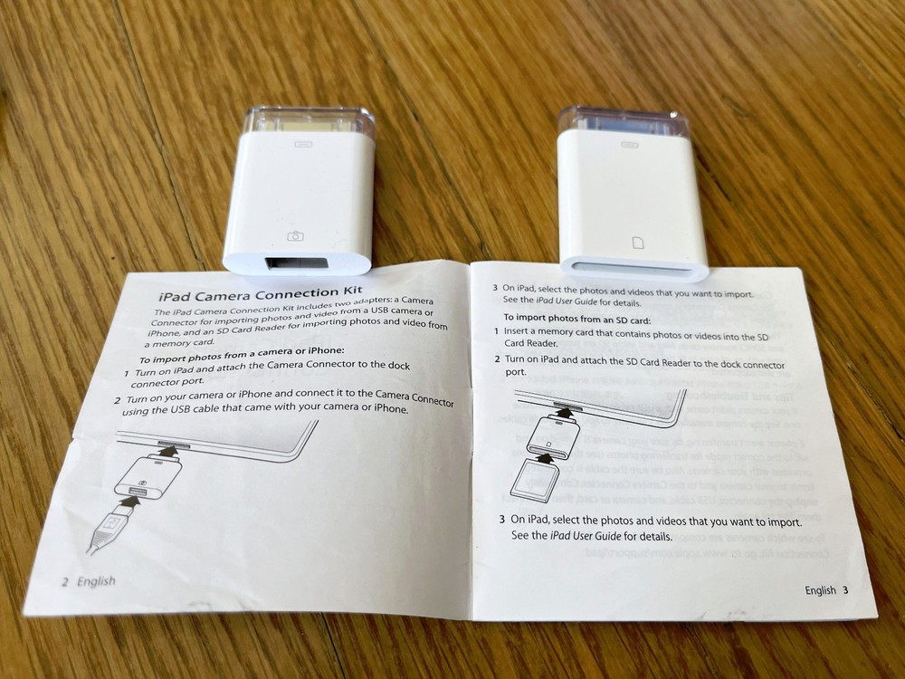 Apple iPad Camera Connection Kit for 30-pin Dock Connector to SD card & USB-A