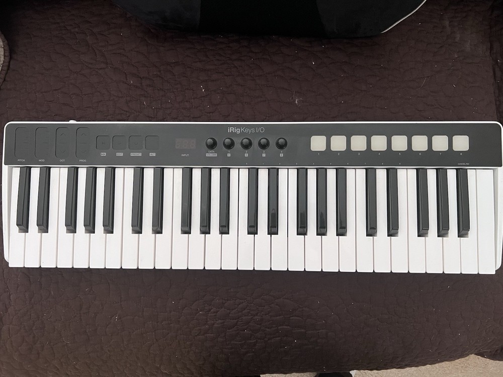 IK Multimedia iRig Keys I/O 49 MIDI Key Controller with Audio Interface