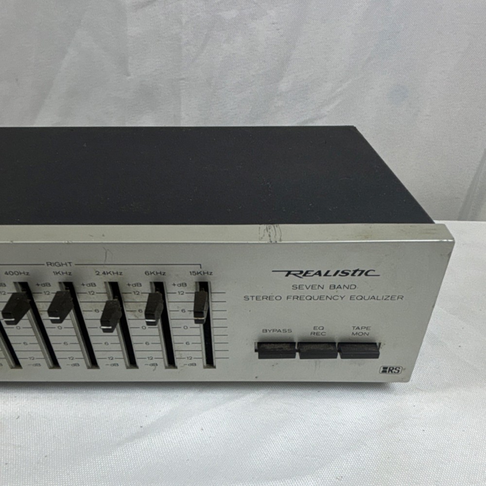 Realistic Seven Band Stereo Analog Equalizer Model 31-1989 Black/Silver