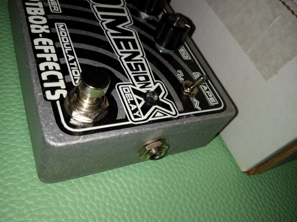 Idiotbox effects dimension x delay