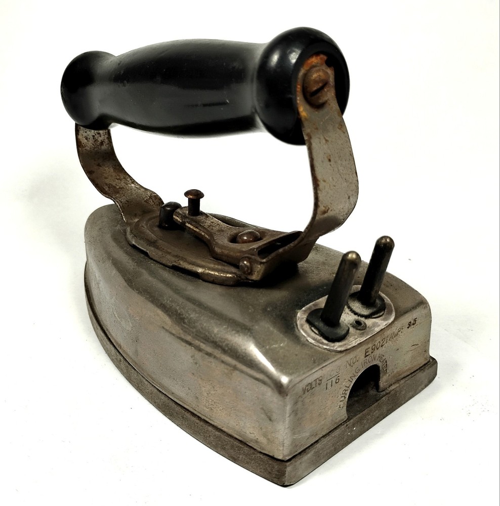 Antique UNIVERSAL Electric Iron Landers FRARY & CLARK