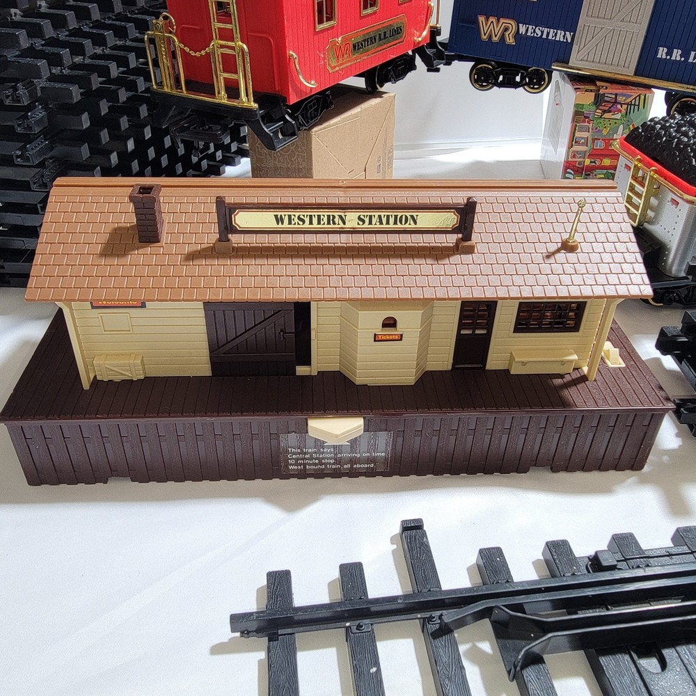 New Bright Silver Rail Express G Scale Train Set Western R.R. Lines (Recalled)