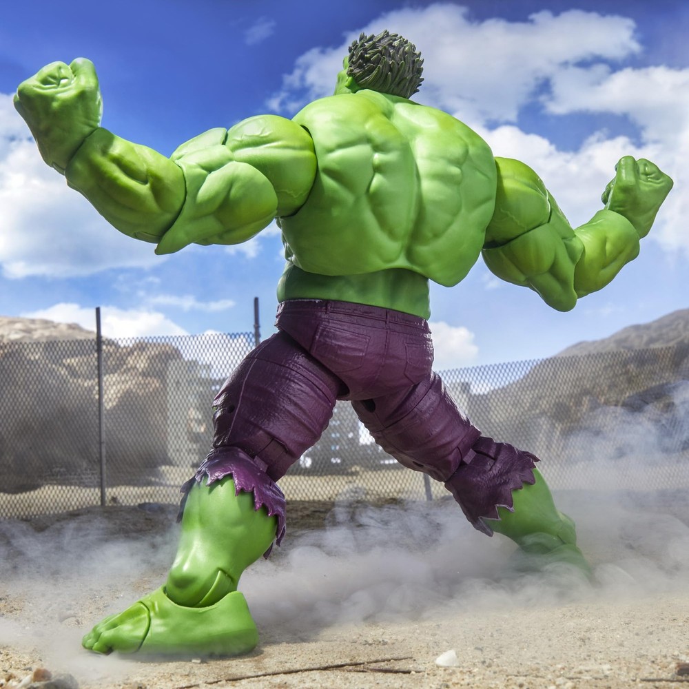 Marvel Legends Maximum Series Hulk, Deluxe Hulk Comics 8.5 inches, Green