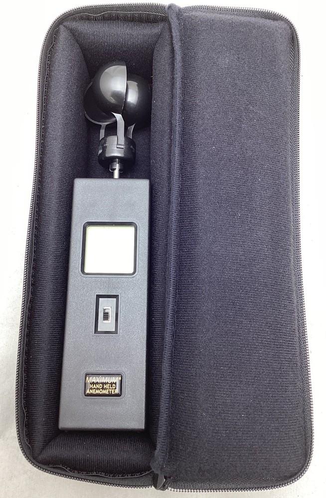 Maximum DIC3 Battery-Powered Digital Handheld Anemometer With Case