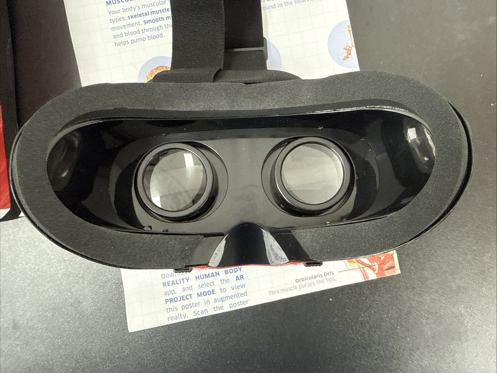 Abacus Brands Virtual Reality Human Body Learning Activity Set VR Goggles