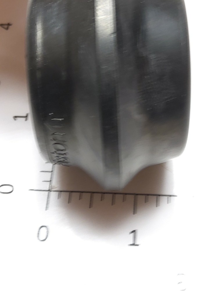 MAX BUMPER CN35327 (NOS)