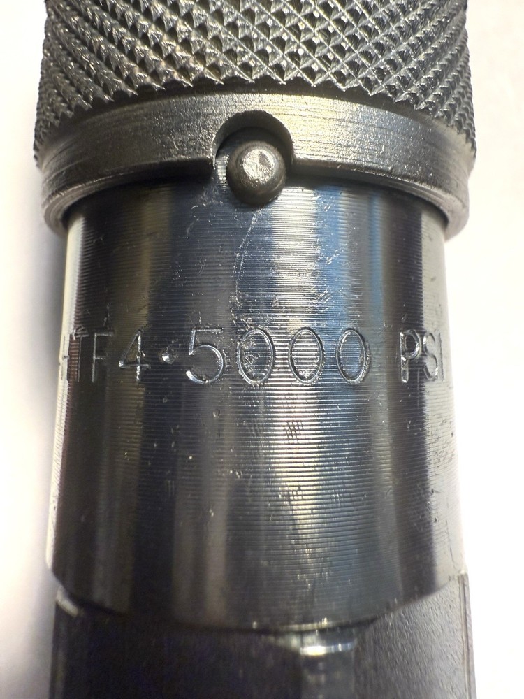 DIXON 4HTF4 HYDRAULIC COUPLER 5000 PSI FEMALE THREADED