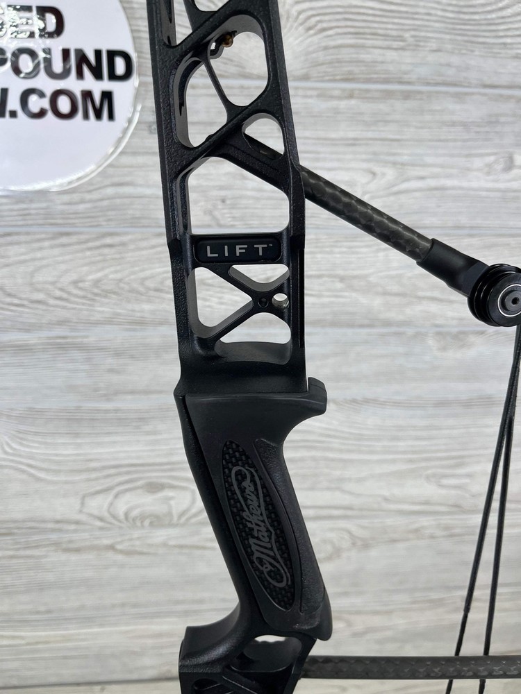 Used Mathews Lift 33 RH Black