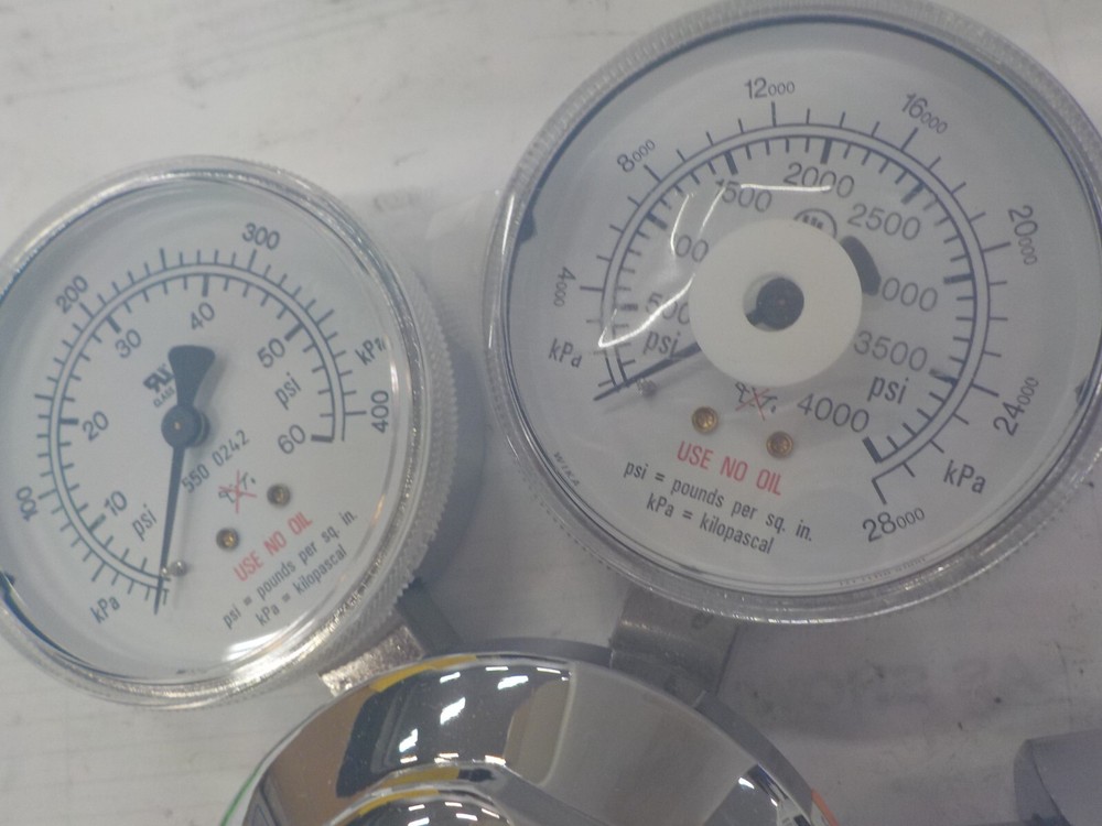 Regulator 2022301-27-320 single stage