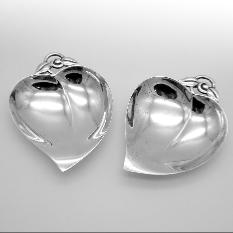 Tiffany Heart Leaf Nut Cups Pair Sterling Silver 1950