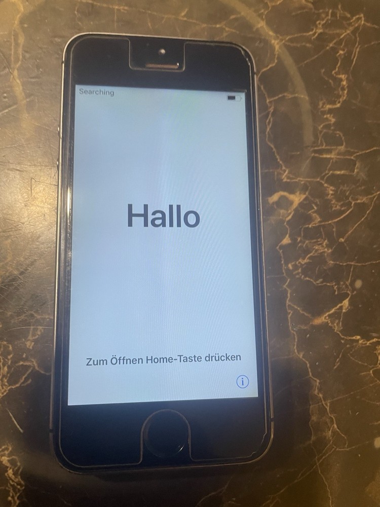 Apple iPhone 5s Silver, Black, Space Gray A1533 Smartphone