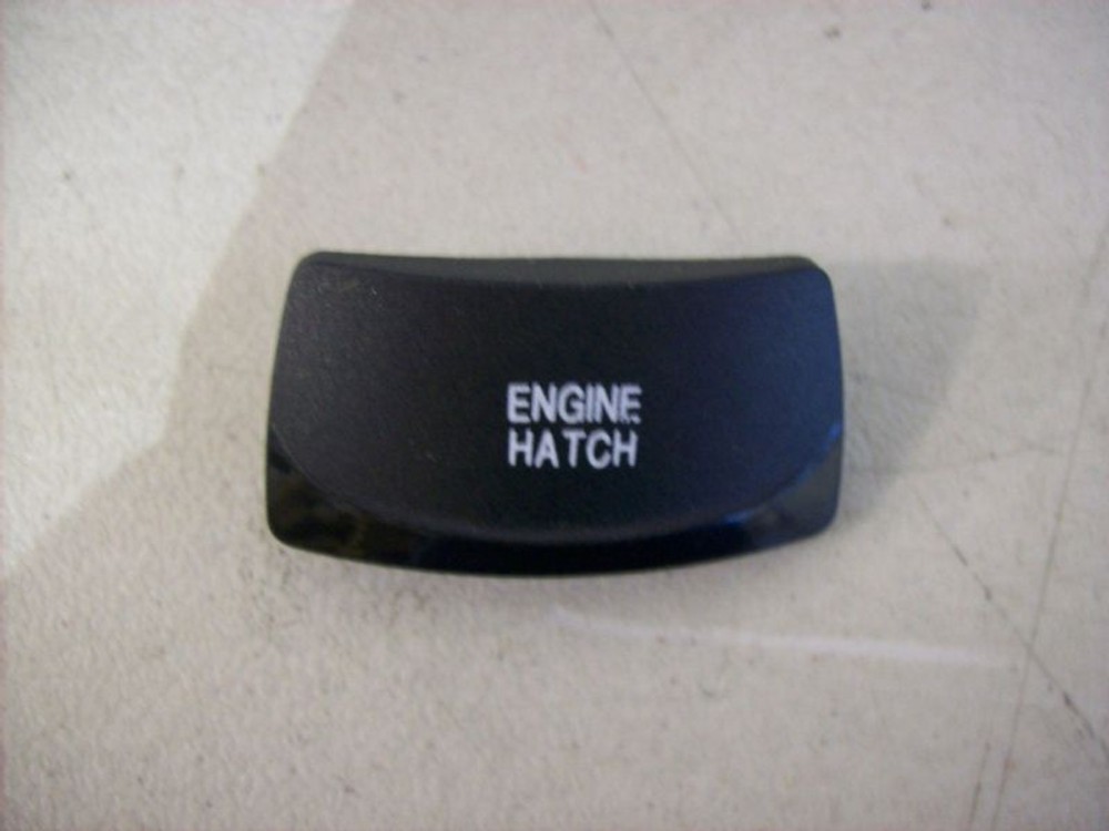 CROWNLINE BLACK CURVED ENGINE HATCH  SWITCH CAP  R1-3