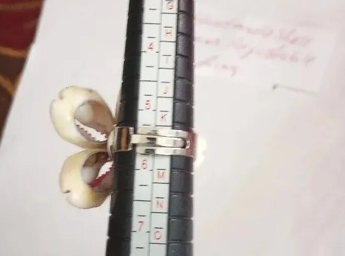 Hand Made Shell Flower White ,Pink, Brown Silver Tone Adjustable Ring