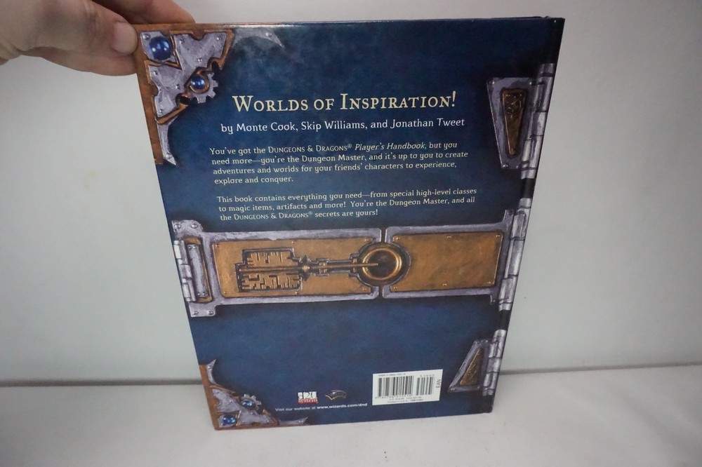 Dungeon Master's Guide - Core Rulebook II - Dungeons & Dragons 3.0 3E