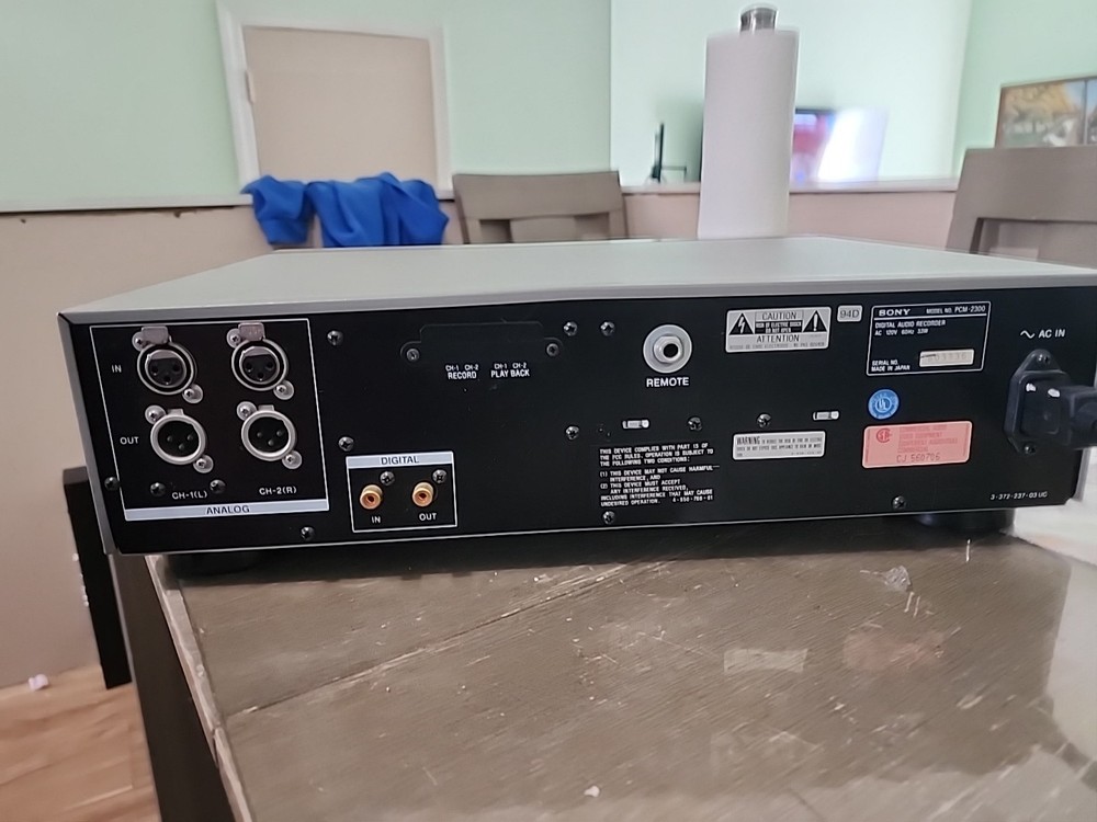 SONY PCM-2300 DAT Digital Audio Recorder Tested Working