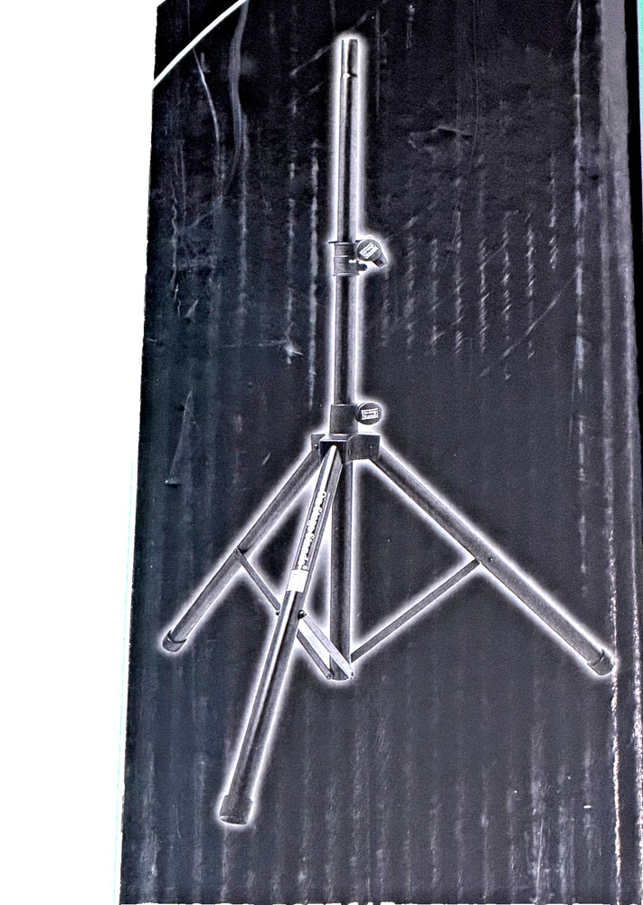 (2) Speaker Stands On stage SS7761