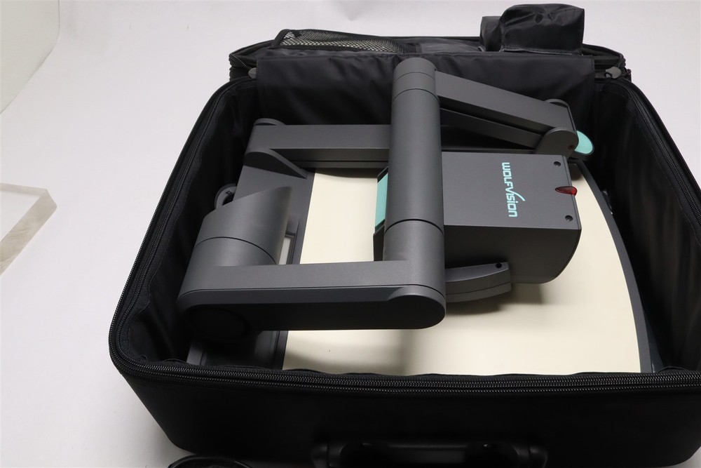 WOLFVISION VISUALIZER WITH CORDS/REMOTE/CASE VZ-9