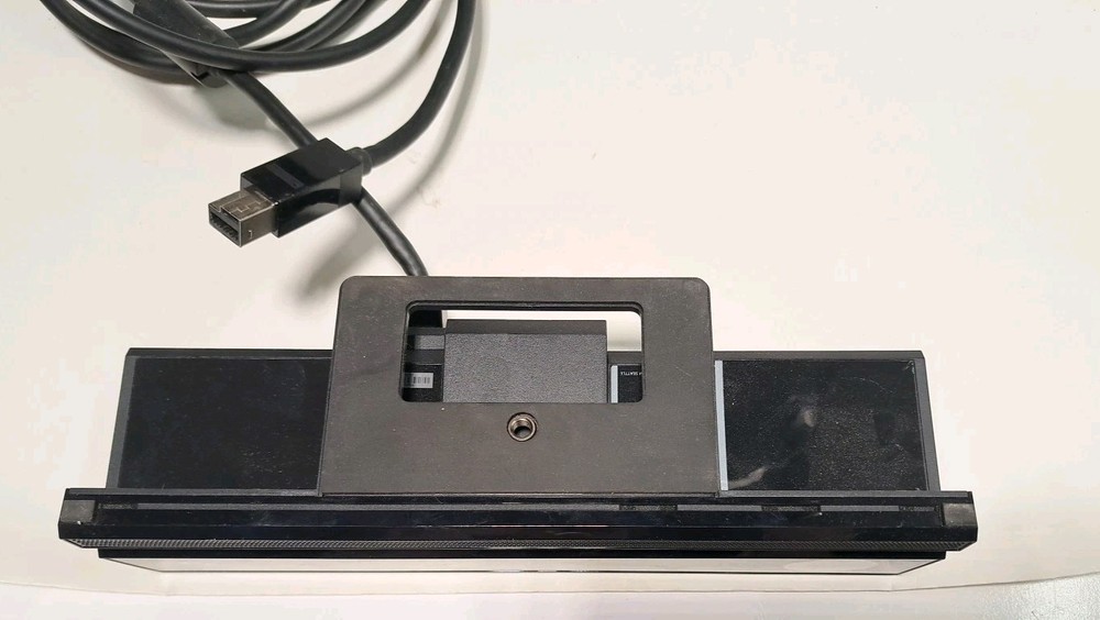 Microsoft 1520 Kinect Motion Sensor Camera Bar Xbox One - Tested