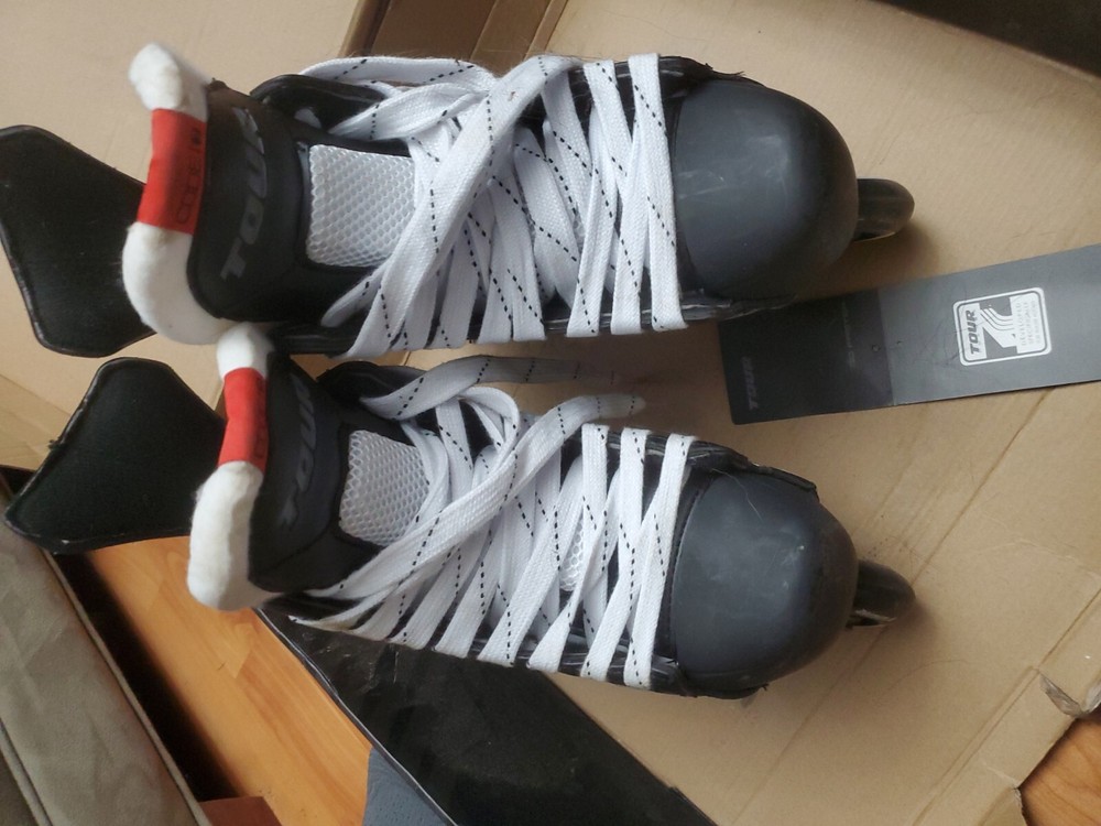 Tour Code 7 Inline Roller Hockey Size 4 FREE SHIPPING