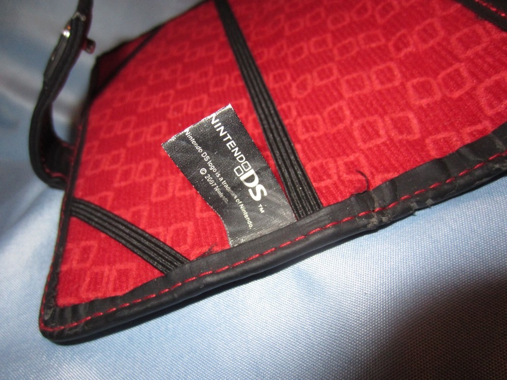 Nintendo DS Storage Case Pouch Black Hard Outside