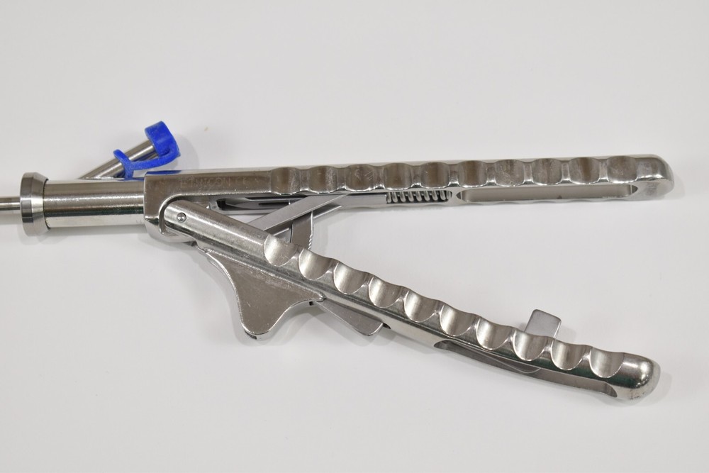 Surgical Laparoscopic Forceps Needle Holder Straight Tips