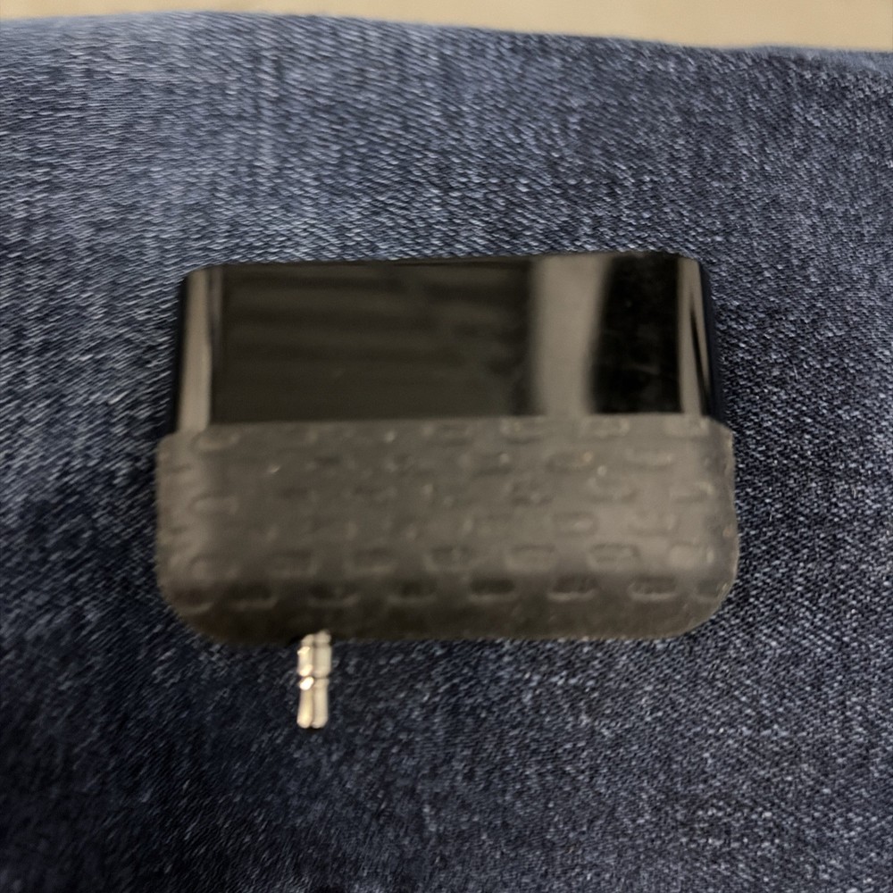 ID Tech Shuttle Black Audio Card Reader for iPad / Android