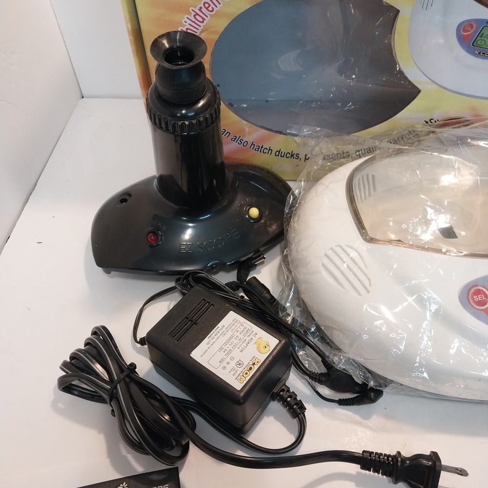 R-Com Digital Egg Incubator DX-8800XP + Inserts Nob