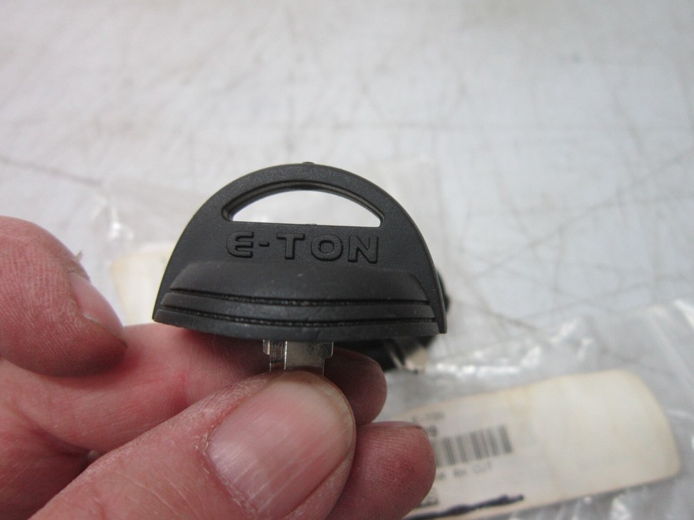 E-Ton Key Blanks RH Cut 810009