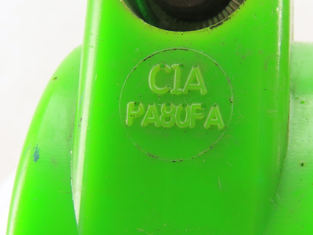 Leoni CIA PA80FA Robotic Cable Management Split Cable Loom Clamp 3"