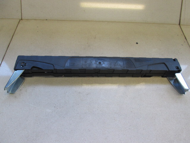 73142 Replacement Triangle Signal Light