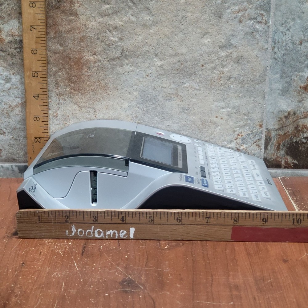 Brother PT 2700 Desktop Labeling System