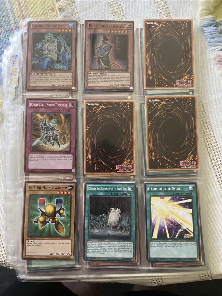 🔥🔥🔥🔥Yugioh 10 Page Binder Collection