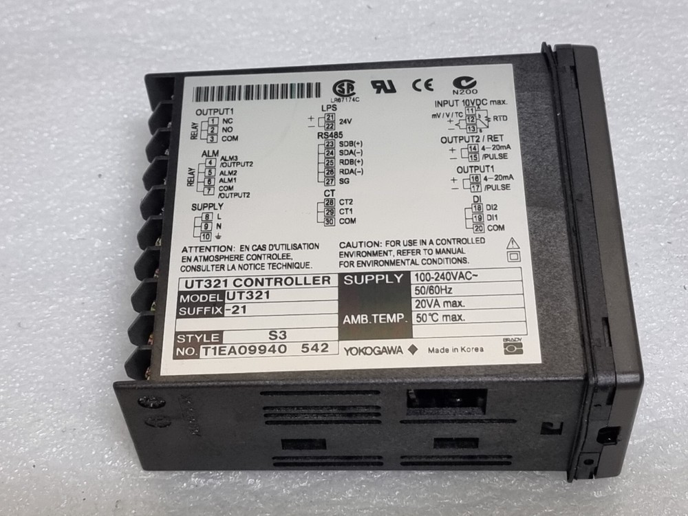 YOKOGAWA UT321 UT321-21 TEMPERATURE CONTROLLER