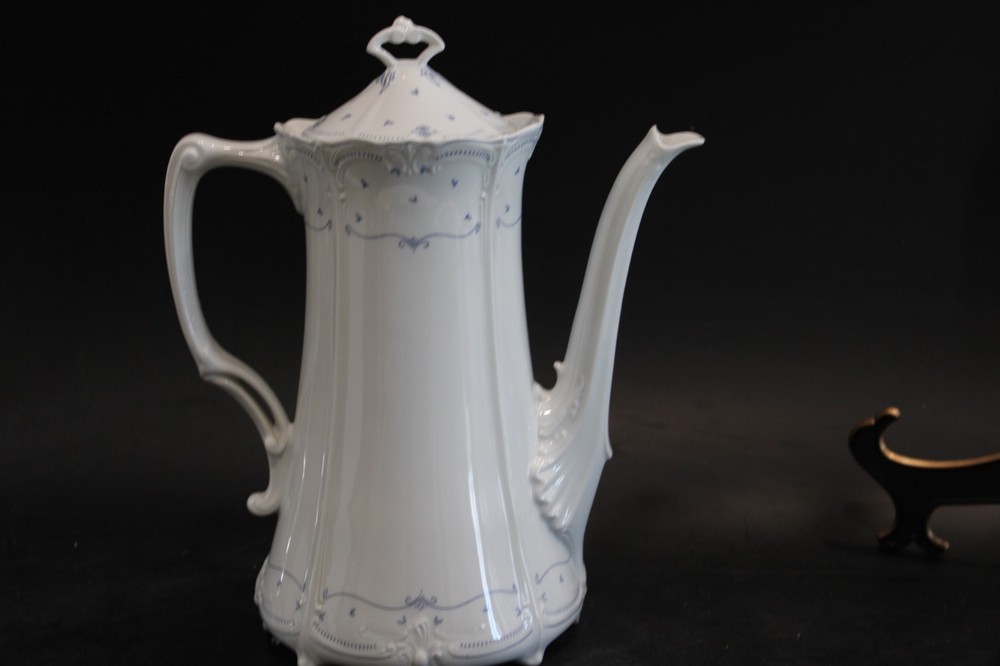 Tirschenreuth Fleur De Lis Blue Coffee Pot