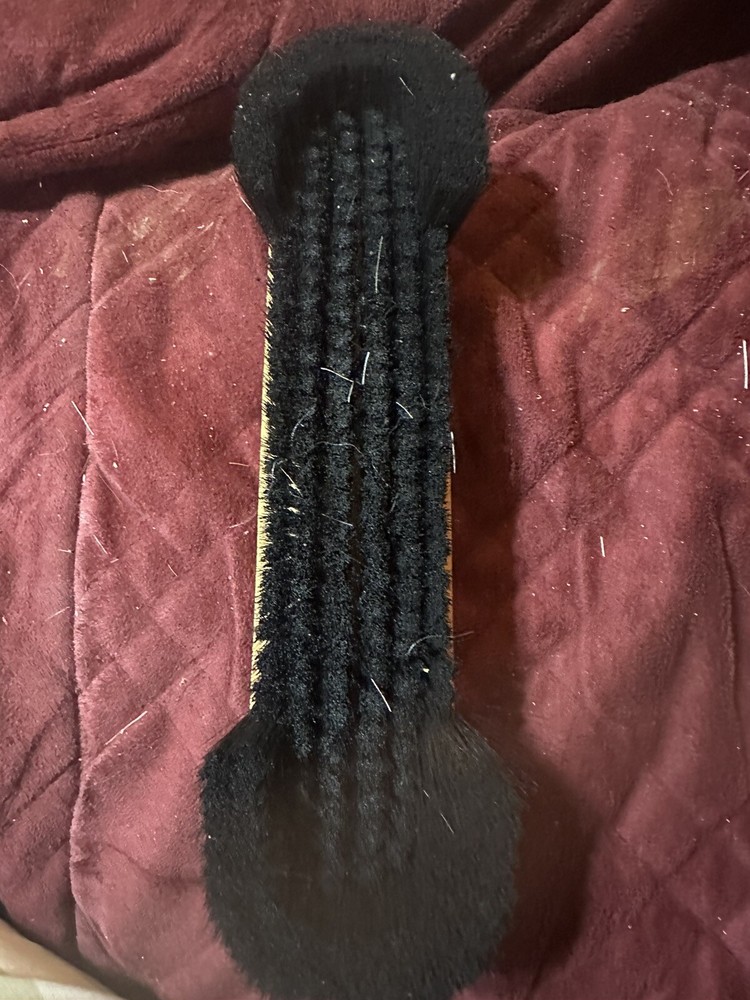 Me Billiard Brush. 9”