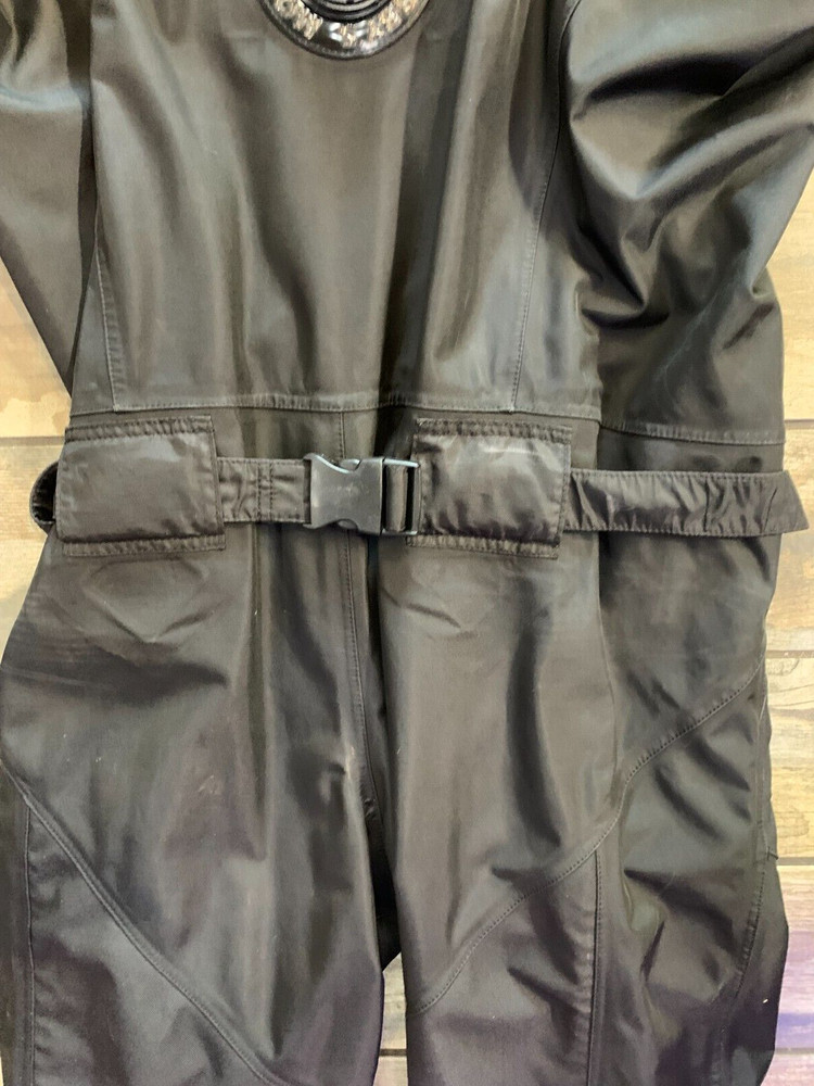 Mobby's Drysuit Size Large