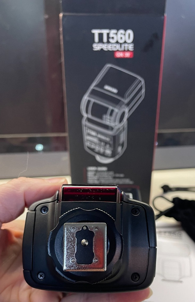 Neewer TT560 Flash Speedlite with Shoe Mount