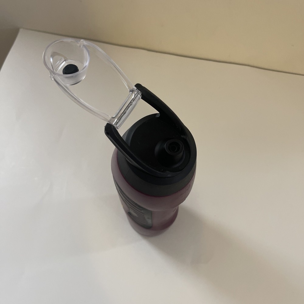 Nike squeeze Bottle