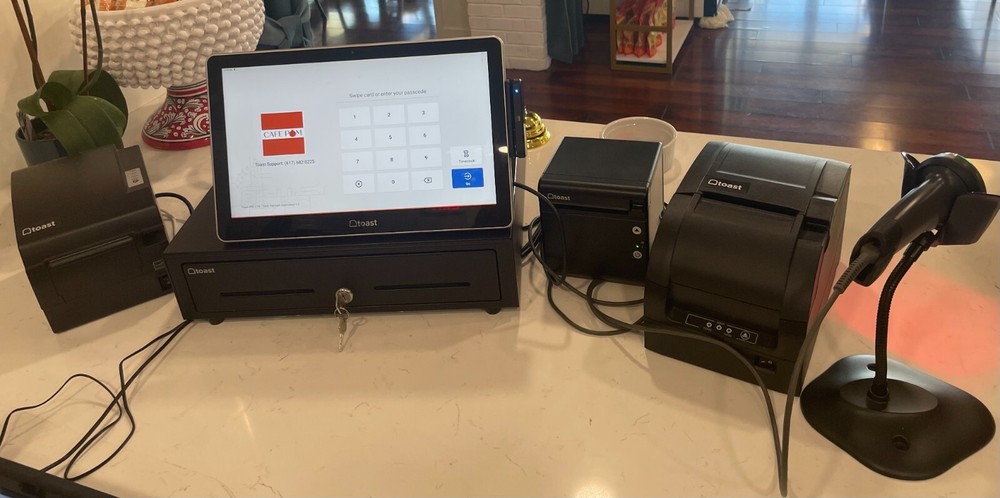 Toast Flex POS Complete System - 7 pieces, used for 6 months