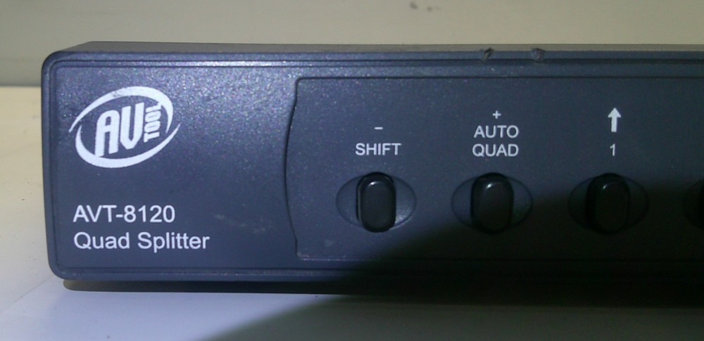 AV Tool AVT-8120 Quad Splitter