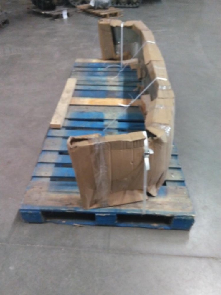 Freightliner FLD120 Bumper Assembly, Front