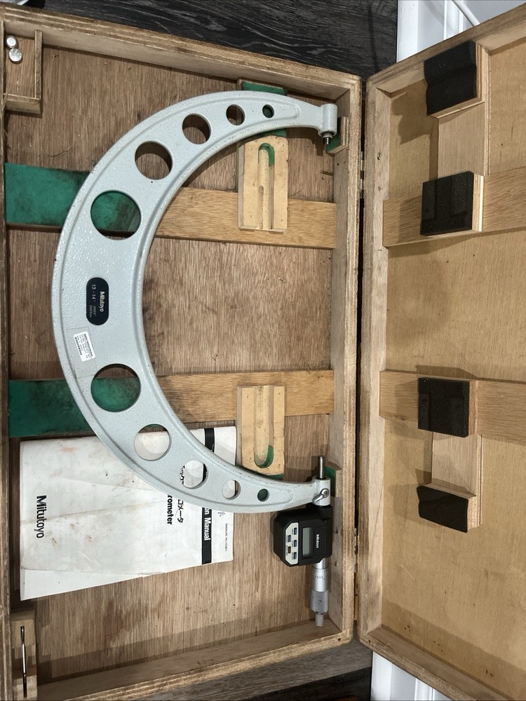 Mitutoyo 13”-14” Micrometer digital