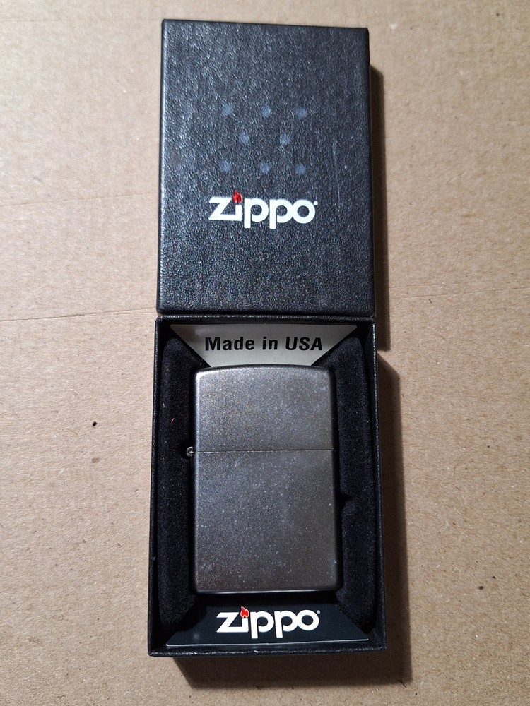 Zippo Lighter 206 regular satin chrome