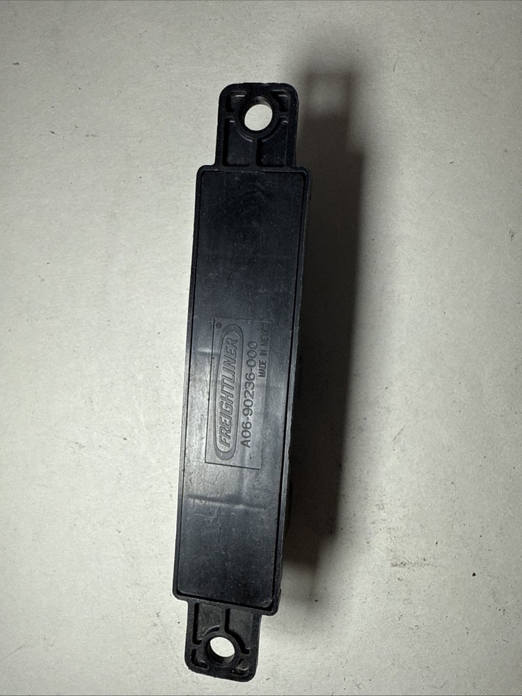 ✅ OEM 2017-2025 FREIGHTLINER GROUND DISTRIBUTER MODULE A06-90236-000✅
