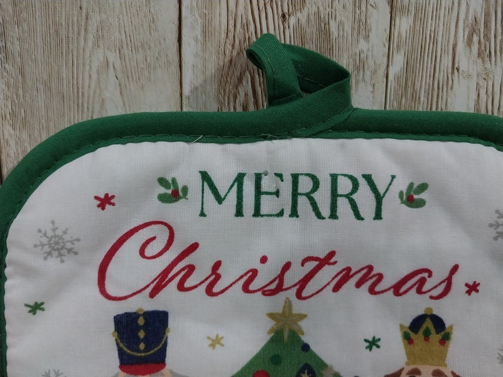New! "Merry Christmas" Nutcracker Soldier Kitchen PotHolder Baking Holiday Decor