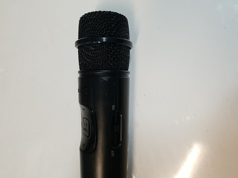 Mic Microphone with On Off Switch High Grade Low Noise Black