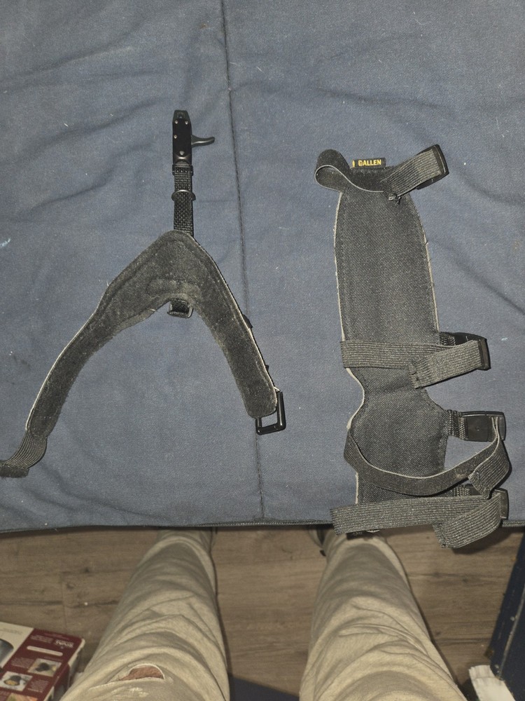 Used Genesis Compound Bow w/TruGlo Sight Starter Bundle